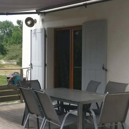 La Maison De Pierre